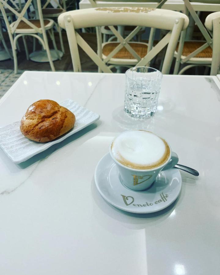 N&M Dimora Carrieri Luxury Acomodação com café da manhã Monopoli Exterior foto